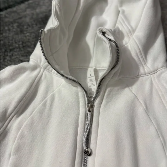 🤍 ❤️‍🔥Lululemon Athletica White Hoodie Sweater - Picture 5 of 12